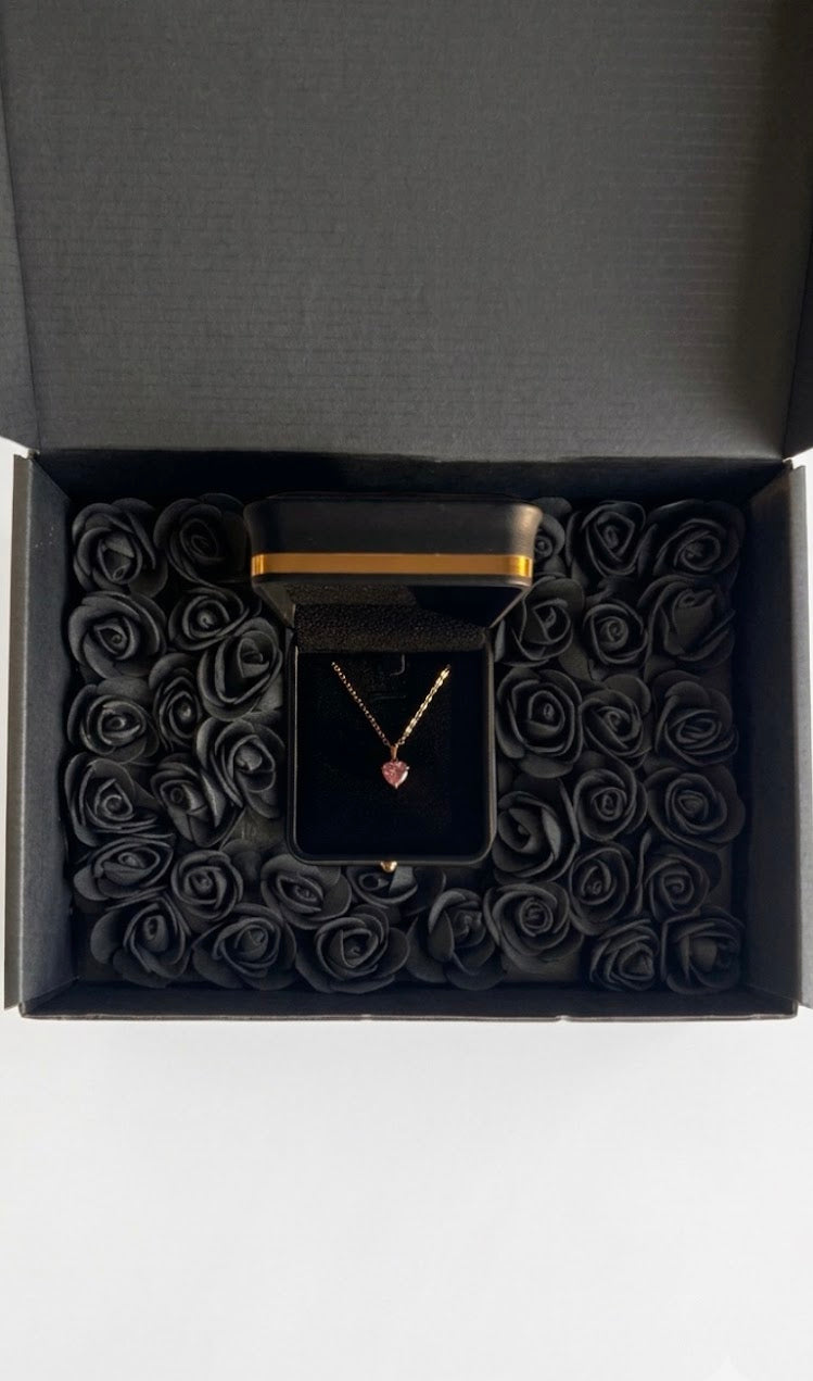The "Vie En Rose" Pendant